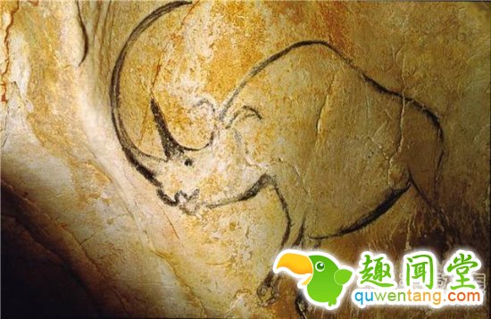 探险家发现一山洞：进去后令人难以置信！