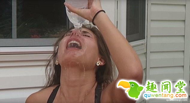 不知天高地厚，辣椒能有多辣？美女挑战世界最辣辣椒，结果悲催