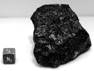 专家新推测:月球诞生于暴力大冲撞 属地球