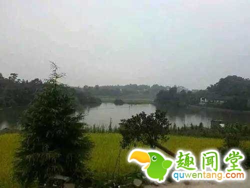 城里孩子到农村体验生活 结果发现自己好“穷”