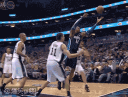 运动场上的迷之尴尬，不好意思我笑点太低没忍住