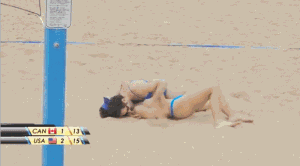 男人穿上比基尼去打沙排，这群辣眼睛的小妖孽