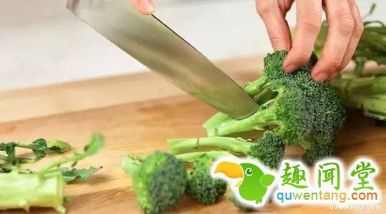 听说它会帮你煮咖啡，还能?？靥厮估? height=