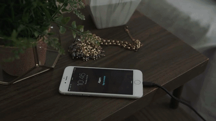 你的?？仄骺梢匀恿?，一个按钮控制所有家电！