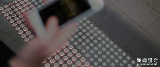 这种地面交通灯将能确?！暗屯纷濉钡陌踩? height=