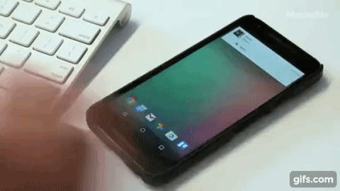 这年头狗都会自拍了！还会把自拍照发给你！