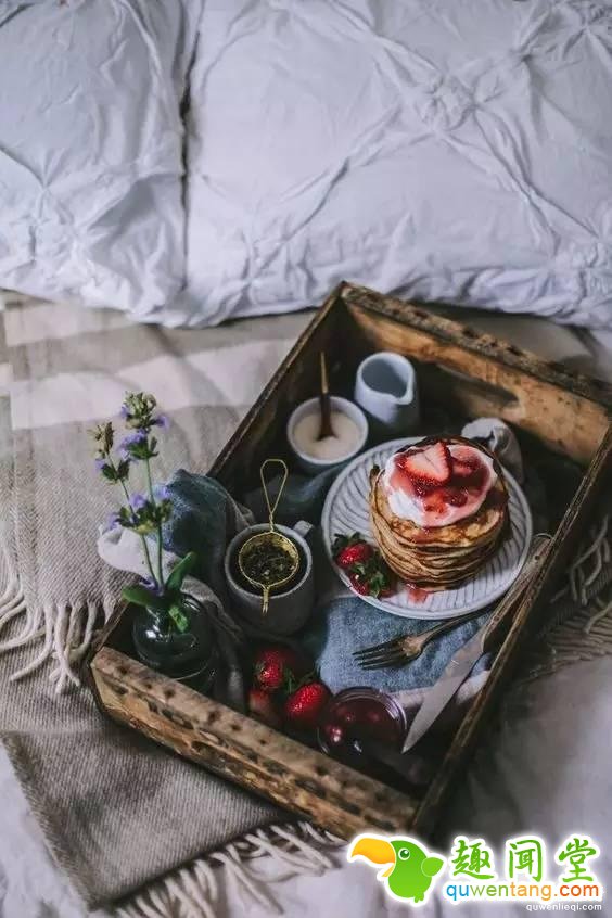 既然赖床这么舒服，为什么我们必须坚持早起？!