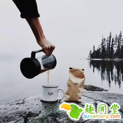 既然赖床这么舒服，为什么我们必须坚持早起？!