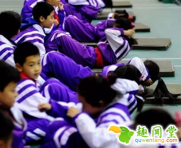 仰卧起坐会导致瘫痪？国外已叫停