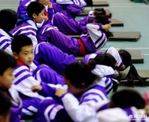你还在做吗？仰卧起坐或致瘫，国外已经叫