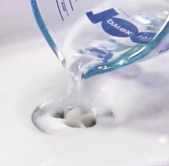 洗脸盆堵塞时不必立马花钱找人,只需4种材料解决问题！