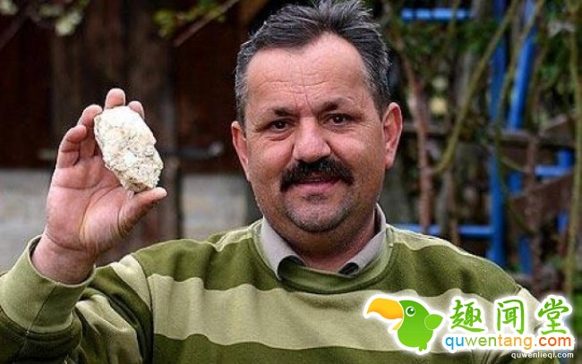 10个人们在自家后院挖出「改变人生」的不可能物品。#6往古夫金字塔的隧道?!