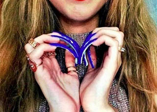 少女三年不剪指甲 外号女版金刚狼