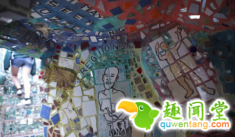 78岁艺术家用废品装点街道 共耗时14年完成