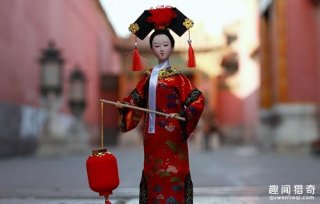 1992年故宫墙壁突显神秘宫女是怎么回事？