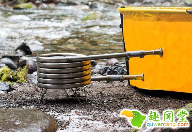 2. 它使用一个热水器线圈获得热水。柴会有助于加热，但是也可以使用丙烷。