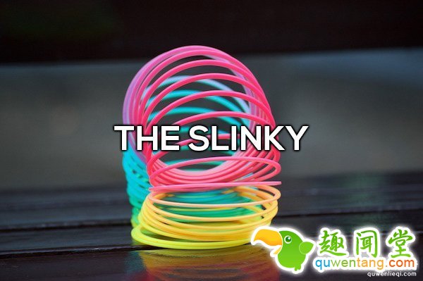 15个本来用途根本不是这样的「被人误用反而变更好生活产品」。#1 难怪可乐这么神奇!