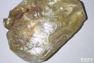 牧师发现706克拉超级巨钻，不敢相信他竟然