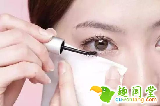 睫毛膏的正确刷法，据说90%的人都刷错了！