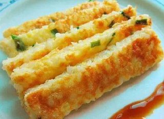 还在炒剩米饭吗？ 新鲜制作方法让你吃到