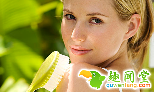 静电毛躁不再怕，巧用5个居家小物就可以了