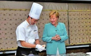 风靡德国的这些中餐，看完我就笑了