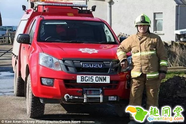 这个大爷同时干了20份工作，67岁也不退休