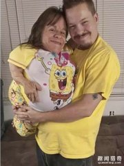 美国袖珍女孩为了超帅老公，冒生命危险三