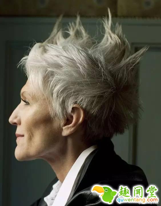 她一贫如洗却把孩子带成亿万富豪，自己美丽到老