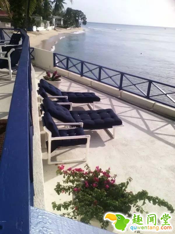 离婚后，她带着女儿从屌丝妈妈逆袭成千万富翁