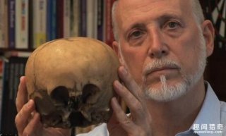 震惊！这颗900年前的怪异头颅是外星人的？