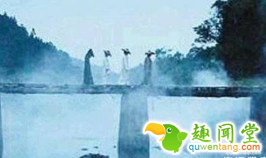 僵尸为什么只会跳不会走，真相在这！