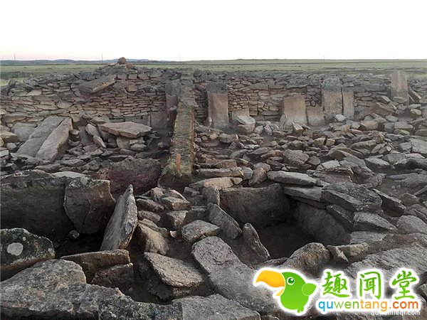 比埃及金字塔早千年，史上首座金字塔被发现